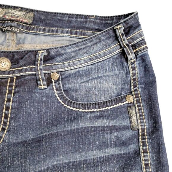 Silver Jean Co. Thick Stitched Embellished Pockets Twisted Blue Denim Jeans - Picture 4 of 14